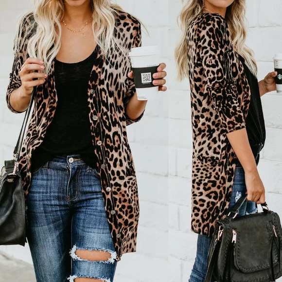 🔥1 large left! 🎉HP x 3🎉Leopard Print Cardigan - Picture 5 of 8